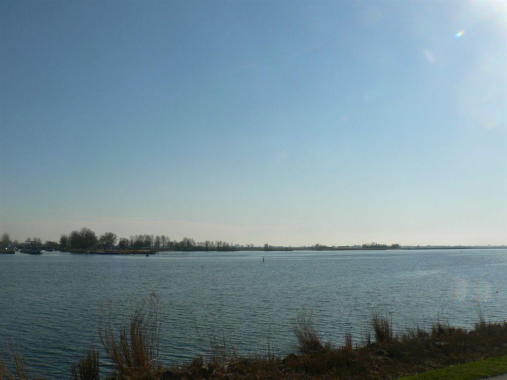 Hotel Naturistenpark Flevonatuur Nijkerk Exterior foto